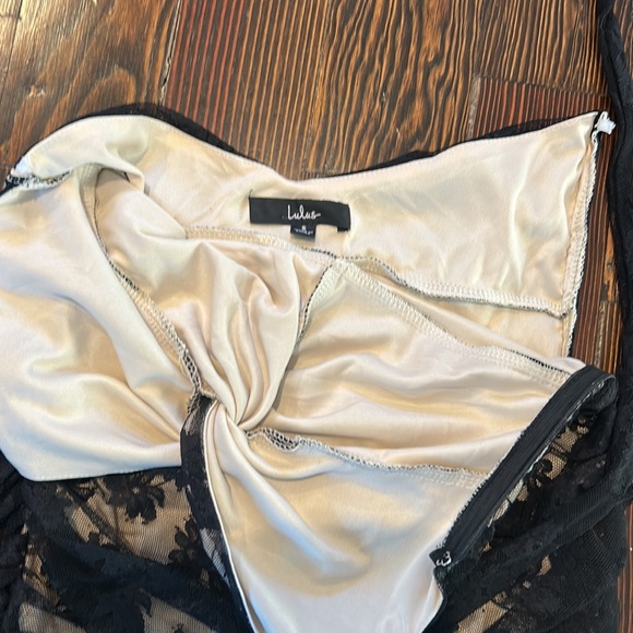 Lulus Made of Allure Black Floral Mesh Lace Ruched Bodycon Midi Dress Size Small - Picture 9 of 12